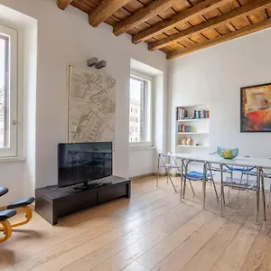 Apartment Modern In Campo De Fiori, Rome