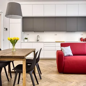charming-elegant-2-bedrooms-apt-loreto.italymilanhotels.net/